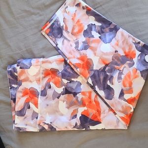 Fabletics XXL Capri Leggings